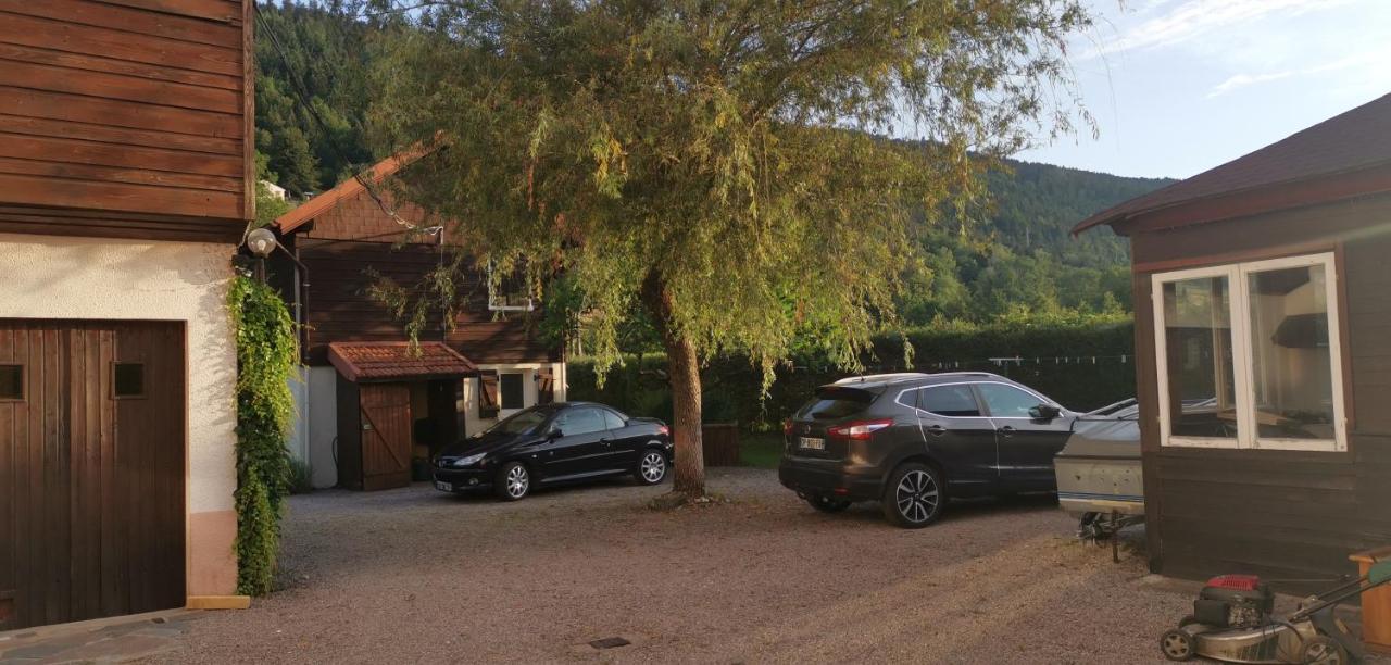 Gites Les Grandes Voies - Cle Vacances Le Ménil Exterior foto