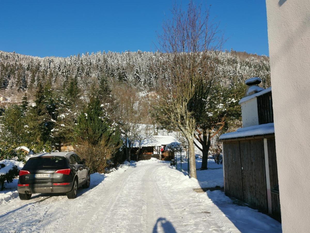 Gites Les Grandes Voies - Cle Vacances Le Ménil Exterior foto